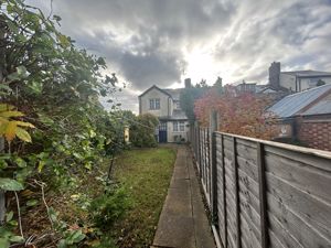 Photo 17- click for photo gallery